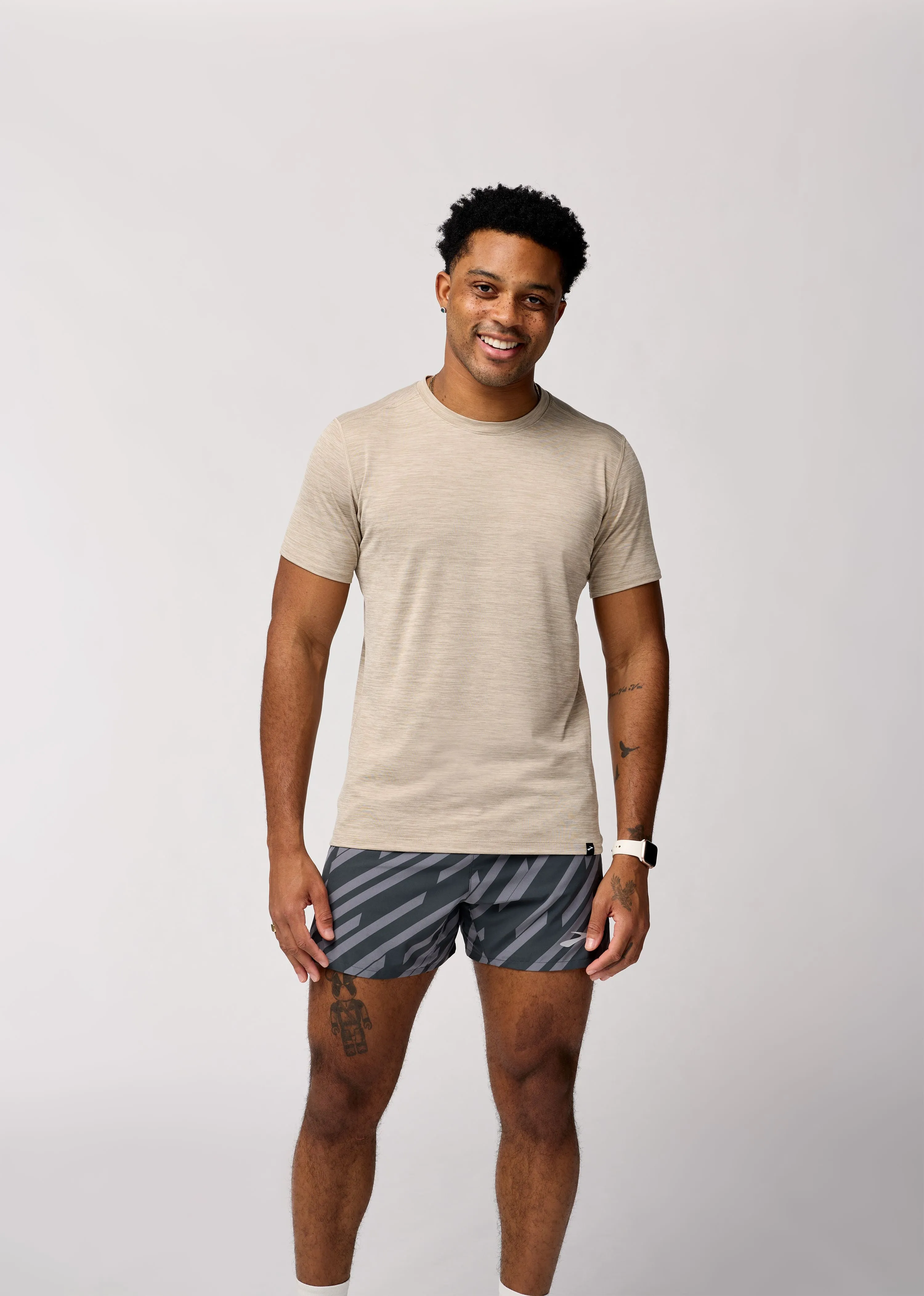 Brooks | Luxe Short Sleeve | Men's | Heather Sand Dune