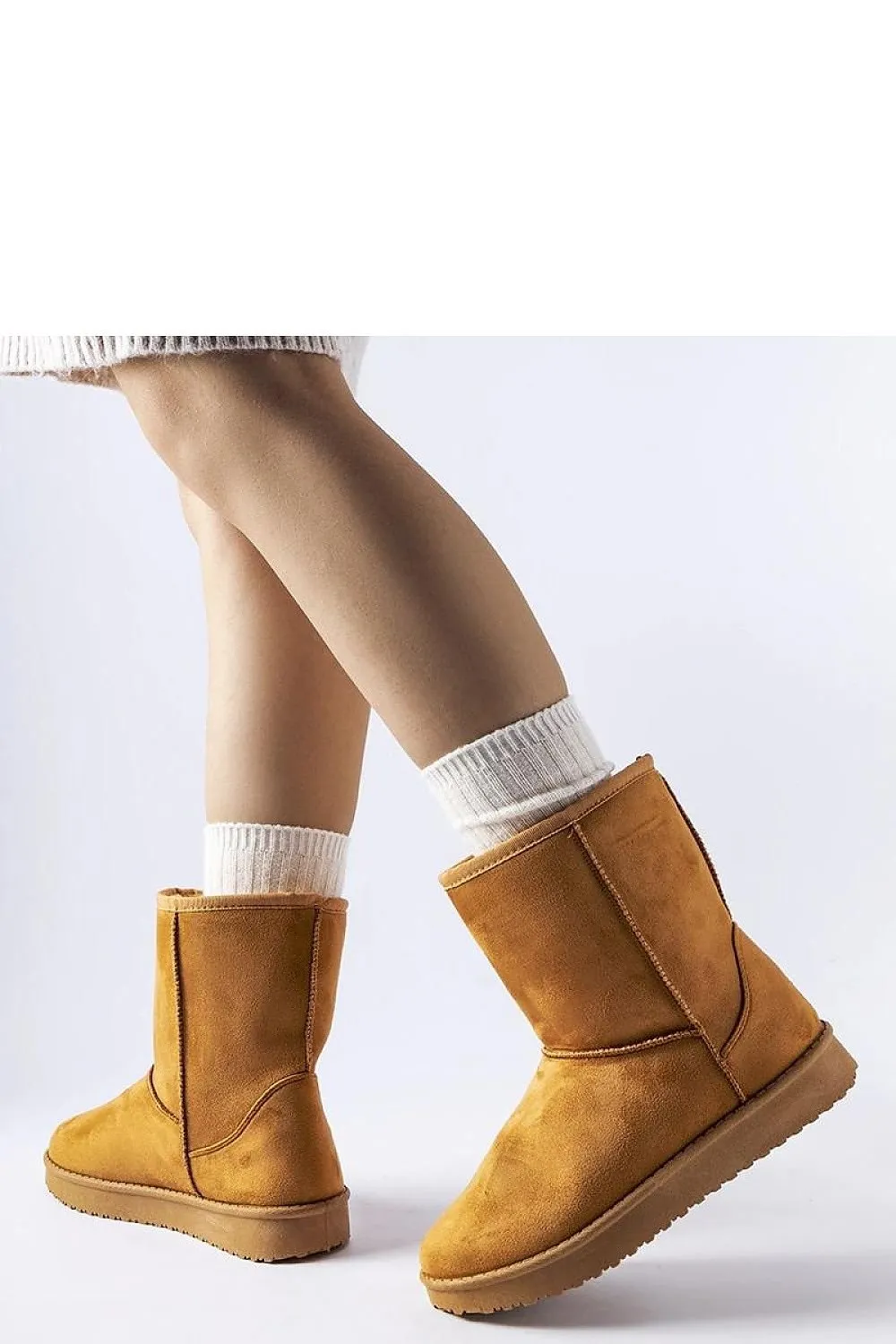 Caramel insulated classic snow boots